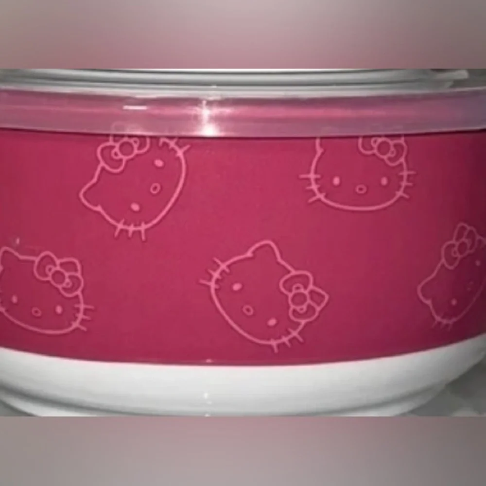 Hello Kitty Apple Jacks Nesting Bowls with Pressure Release Lids.